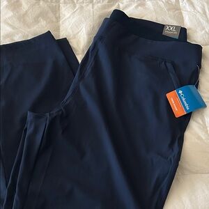 Columbia women’s straight leg active fit Omni shade anytime slim pull on pant